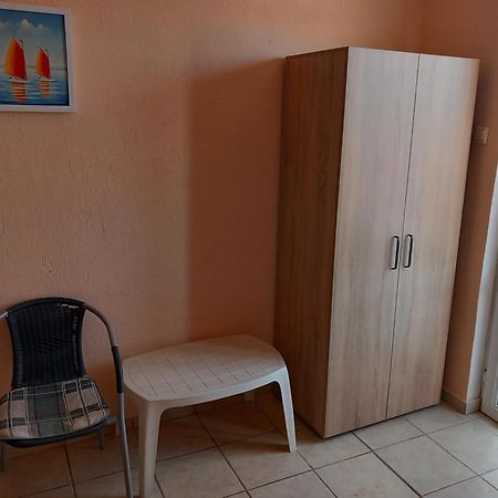 Къща За Гости Семейство Маврови Hotel Rezovo Eksteriør billede