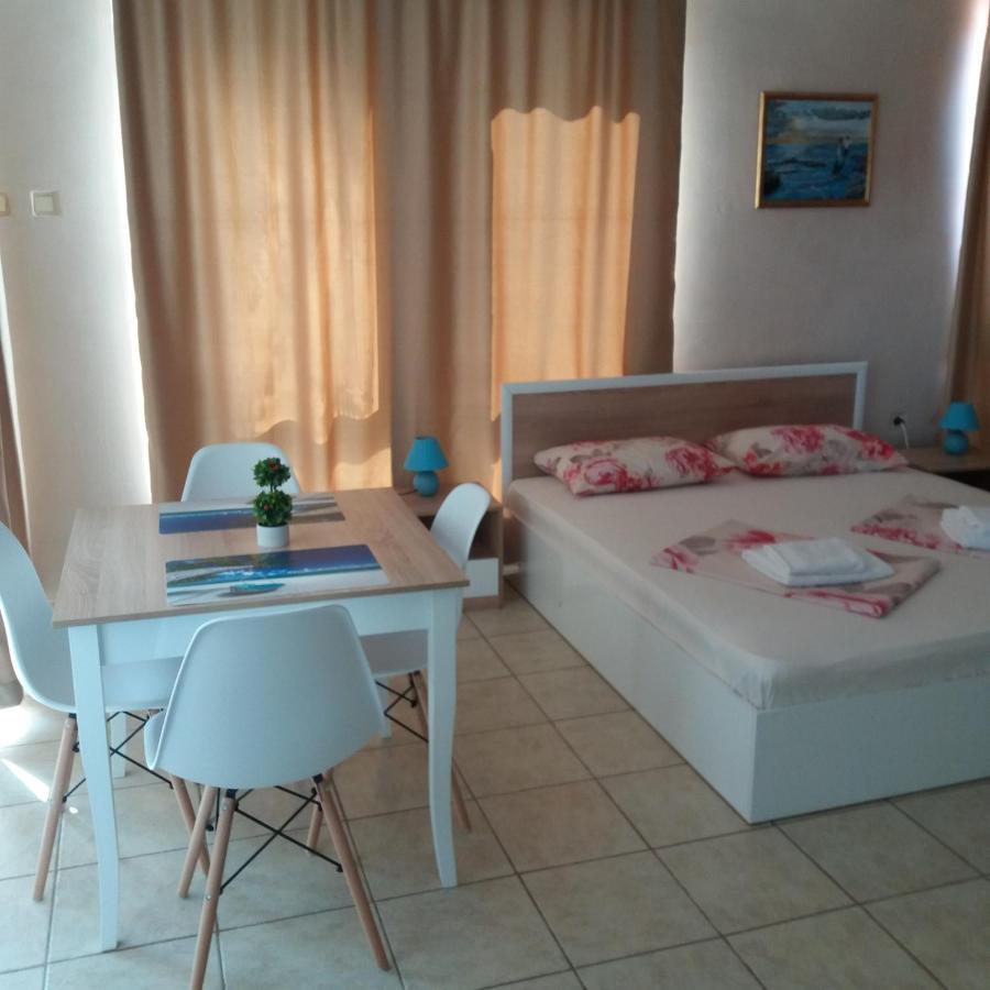 Къща За Гости Семейство Маврови Hotel Rezovo Eksteriør billede