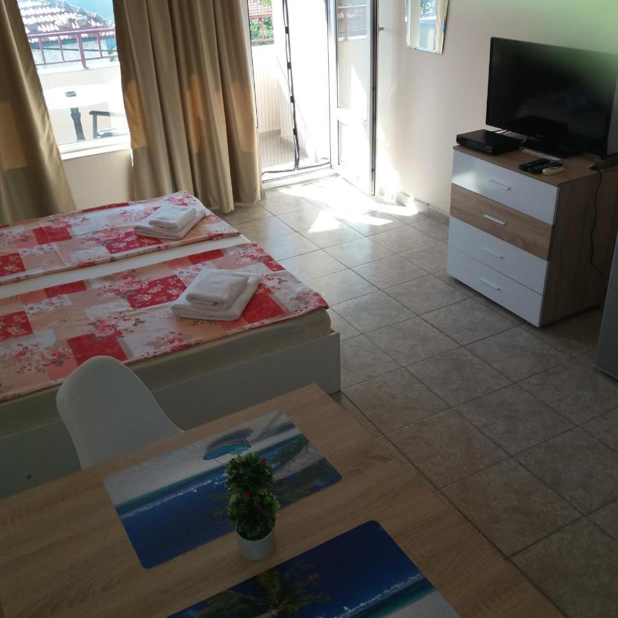 Къща За Гости Семейство Маврови Hotel Rezovo Eksteriør billede