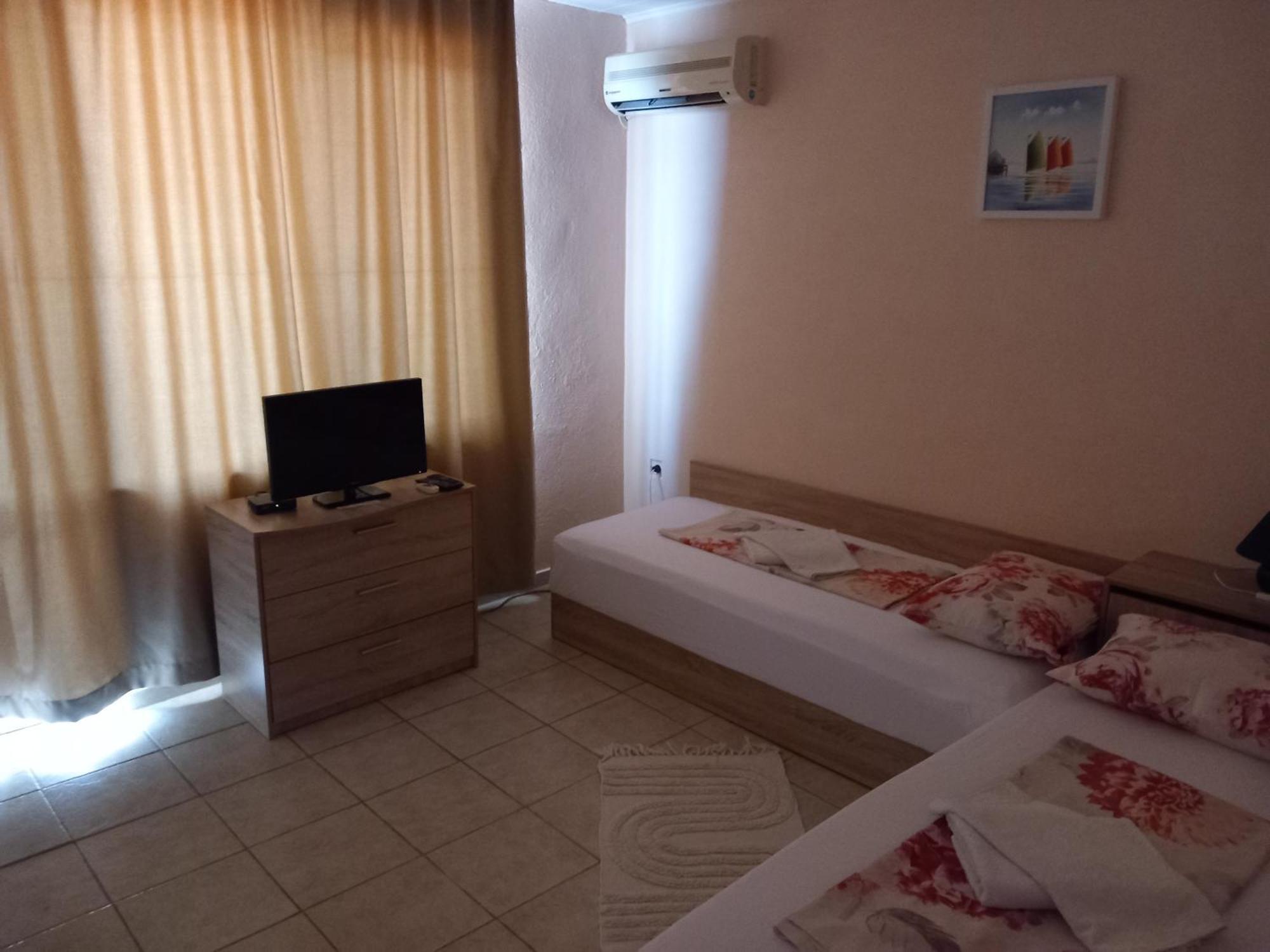 Къща За Гости Семейство Маврови Hotel Rezovo Eksteriør billede